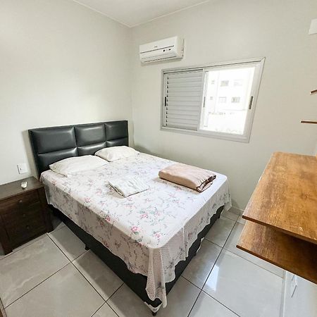 207- APARTAMENTO de 2 QUARTOS para até 5 HÓSPEDES Patos de Minas Exterior foto